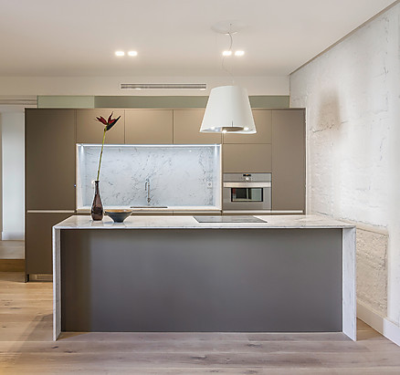Cocina de diseño con península