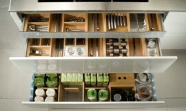  Zuordnung: Stil Cocinas de diseño, Planungsart Equipamiento interior de la cocina