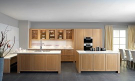 Cocina rústica moderna chapada en roble con un barnizado en tono &quot;tostado&quot; Zuordnung: Stil Cocinas rústicas, Planungsart Cocinas en L