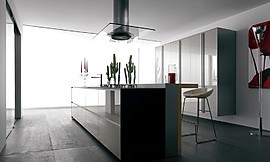 Con office y armarios colgantes extra grandes Zuordnung: Stil Cocinas de diseño, Planungsart Cocinas en línea