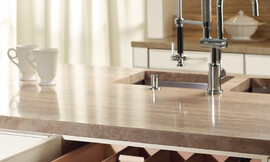 Extraíble de madera con equipamiento de madera y metal Zuordnung: Stil Cocinas rústicas, Planungsart Equipamiento interior de la cocina