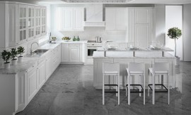 VENECIA Frentes lacados alto brillo con encimera de mármol de Carrara. Zuordnung: Stil Cocinas rústicas, Planungsart Cocinas en línea