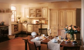 Cocina rústica inspirada en las villas del norte de Italia Zuordnung: Stil Cocinas rústicas, Planungsart Cocinas en L