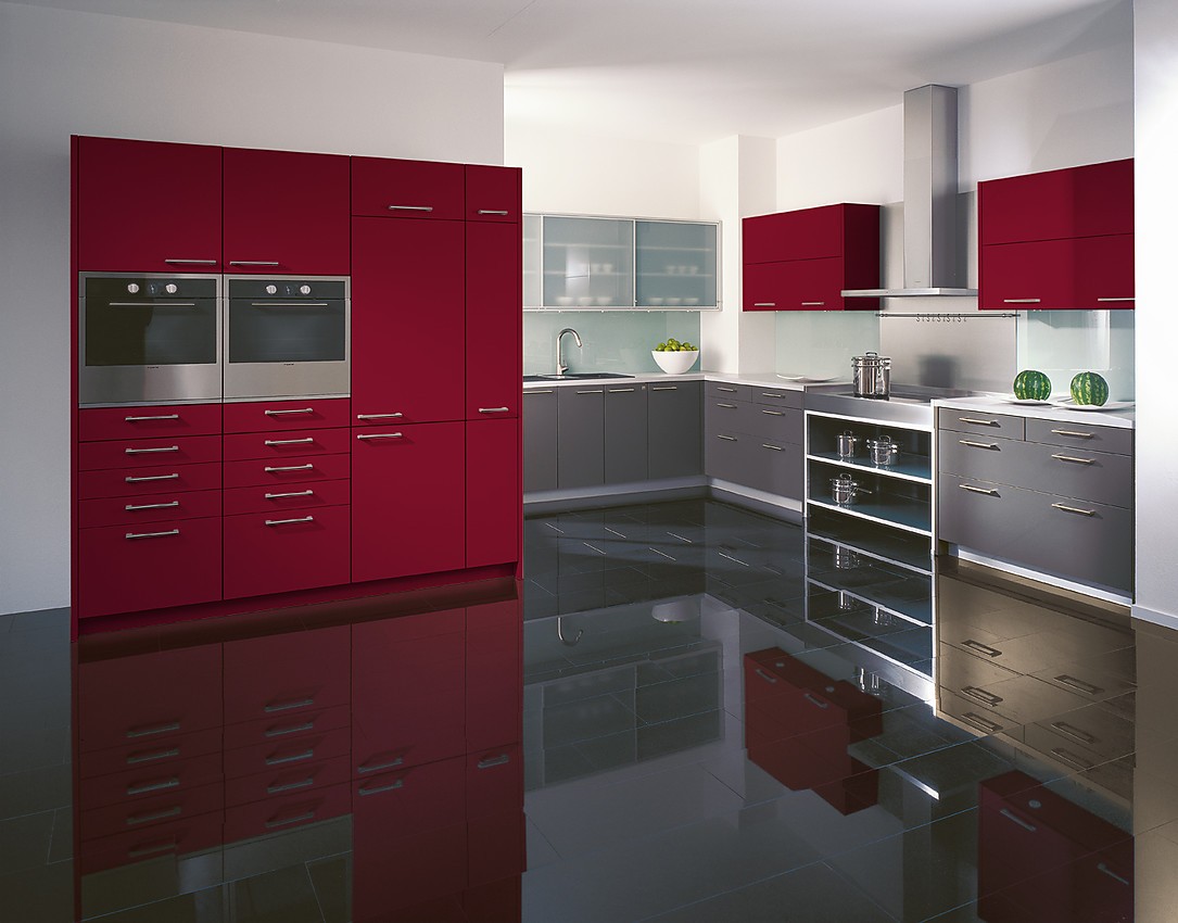 Cocina en L con armario columna separado para los electrodomésticos encastrados Zuordnung: Stil Cocinas clásicas, Planungsart Cocinas en L
