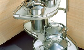 La nobleza de los materiales se une a un diseño impecable que permite aprovechar todo el espacio Zuordnung: Stil Cocinas modernas, Planungsart Detalles del diseño